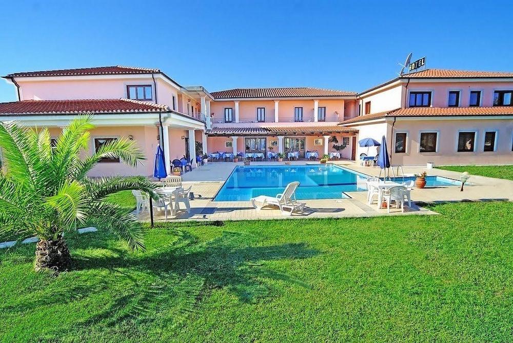 فندق Baja Azzurra باري ساردو المظهر الخارجي الصورة